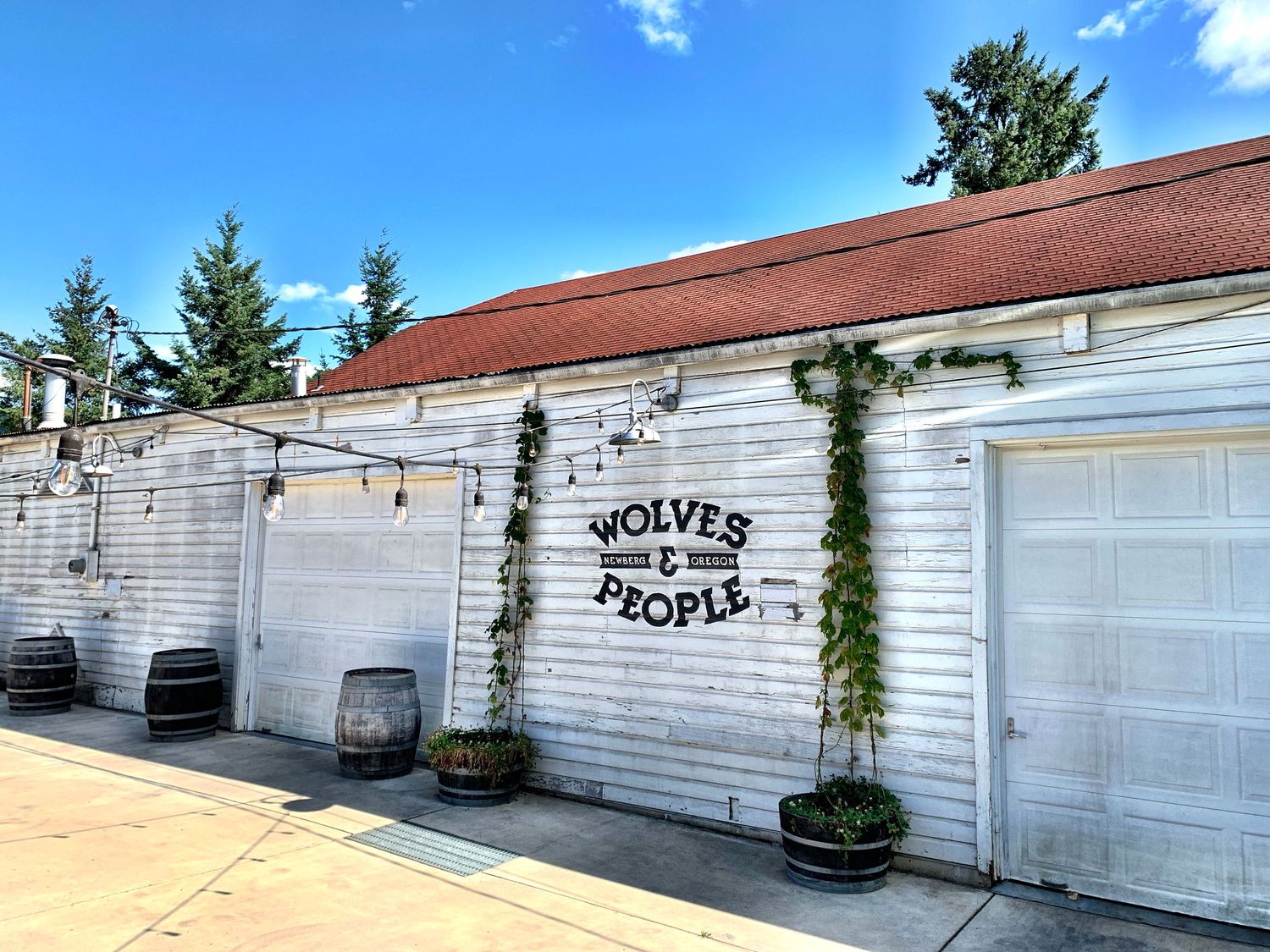 Wolves and People brewery in Newberg, OR