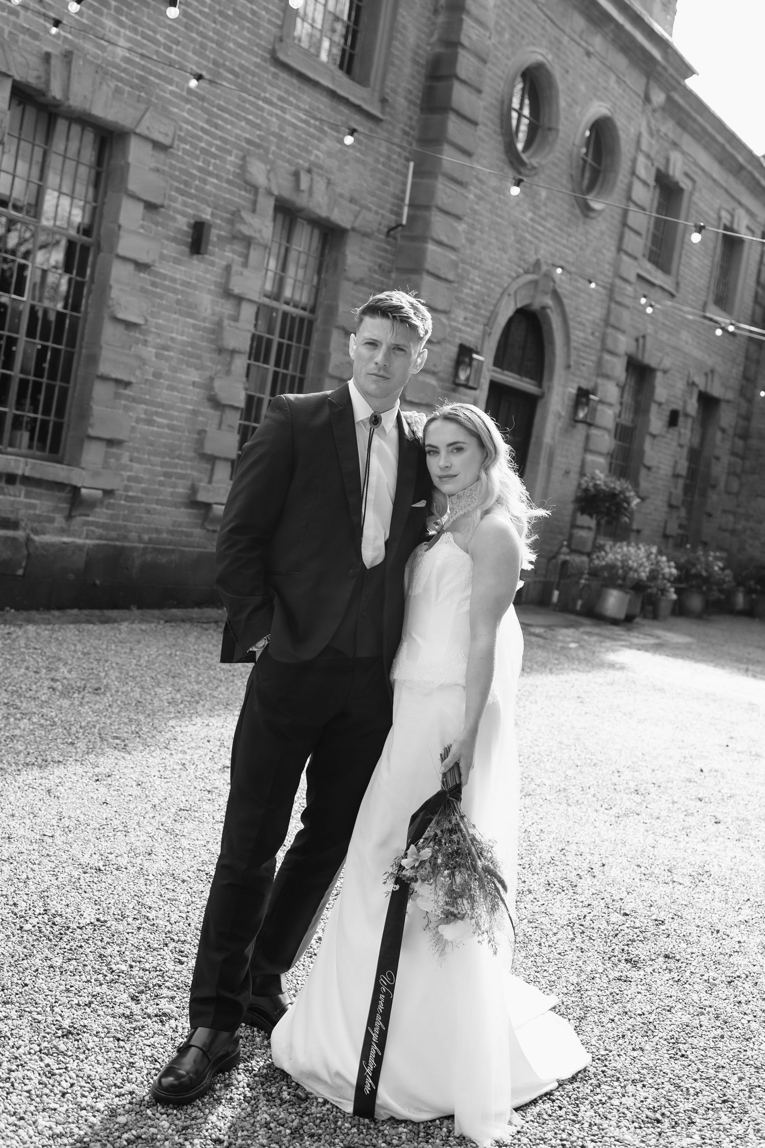 couple portraits at the coach house at soughton