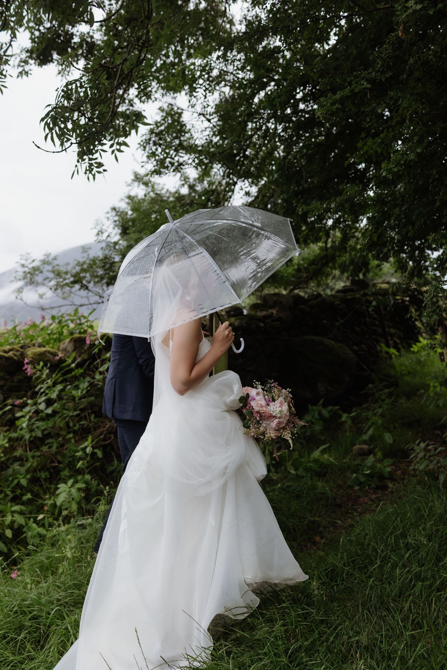 rainy wedding inspiration