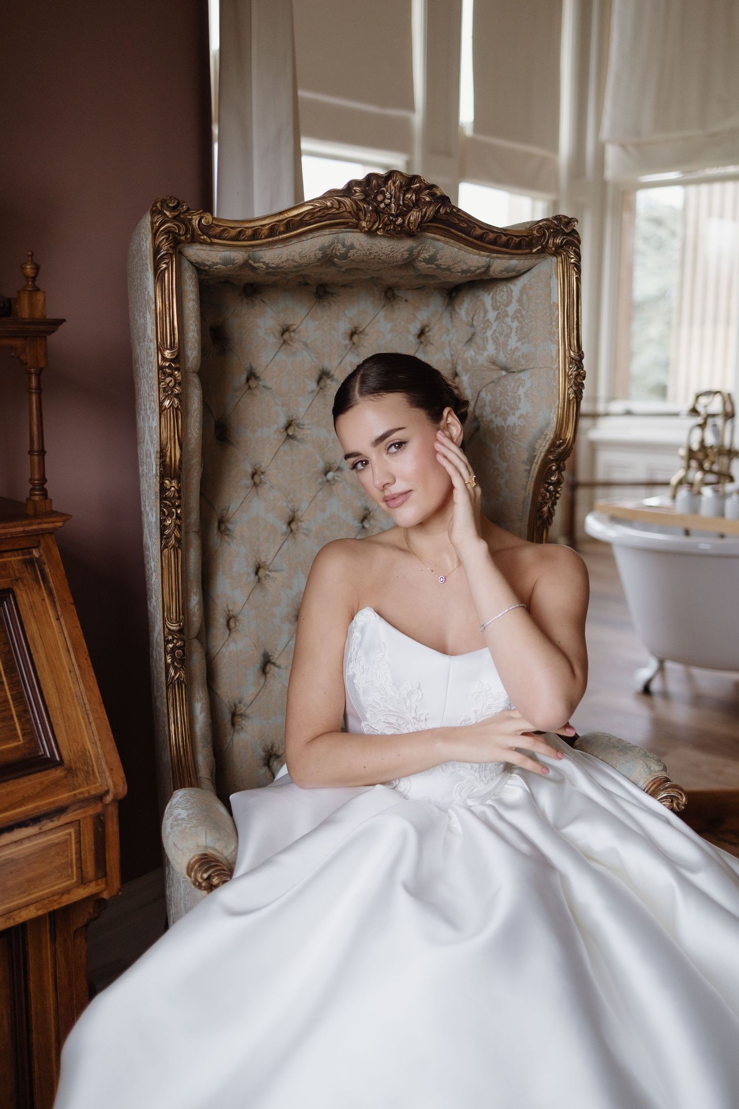 Soft, elegant bridal photos by a Cheshire wedding photographer