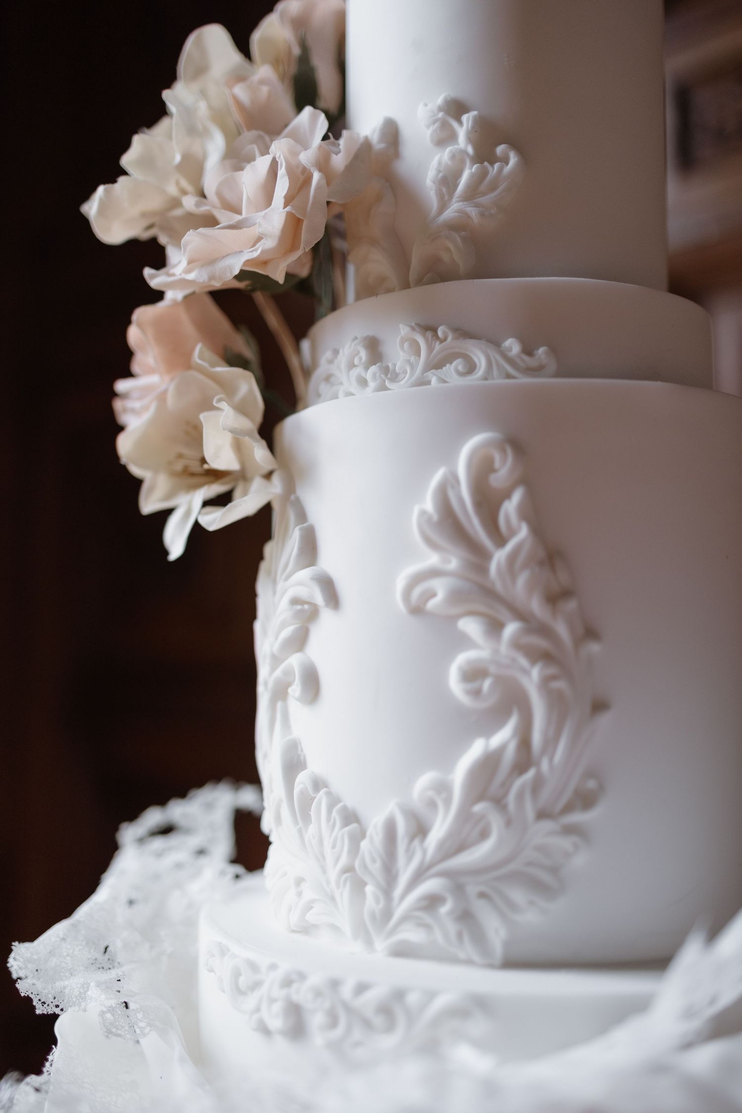 delicate detailing on Cheshire wedding cake