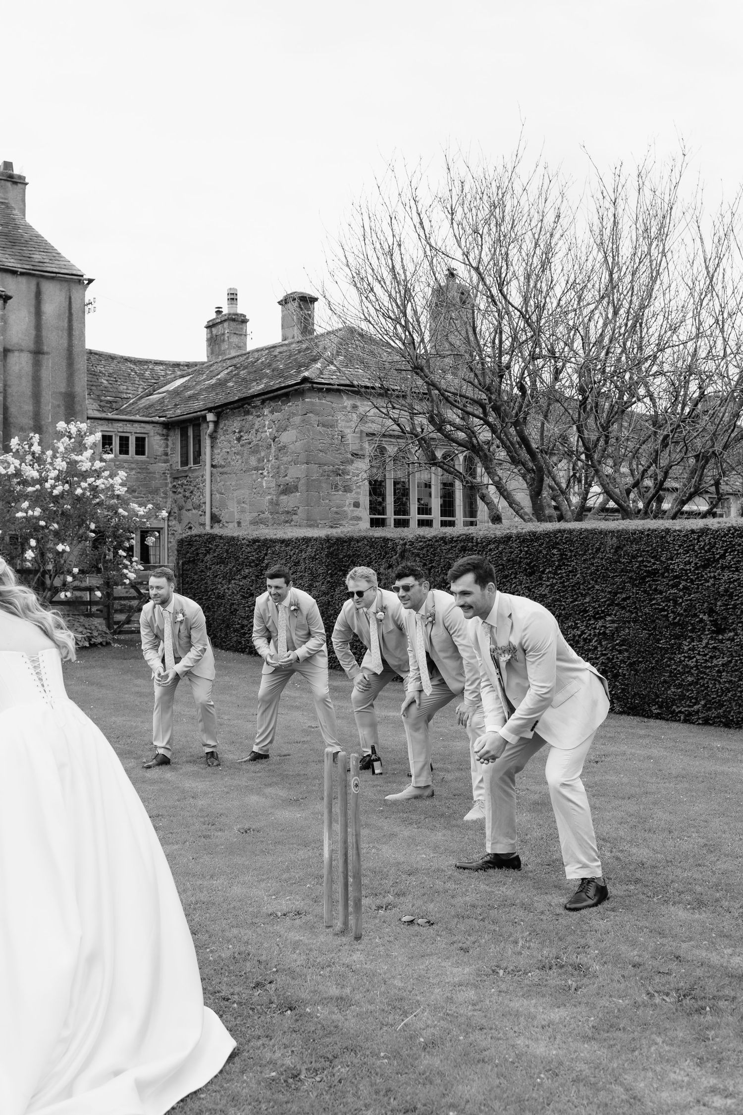fun groomsmen photos