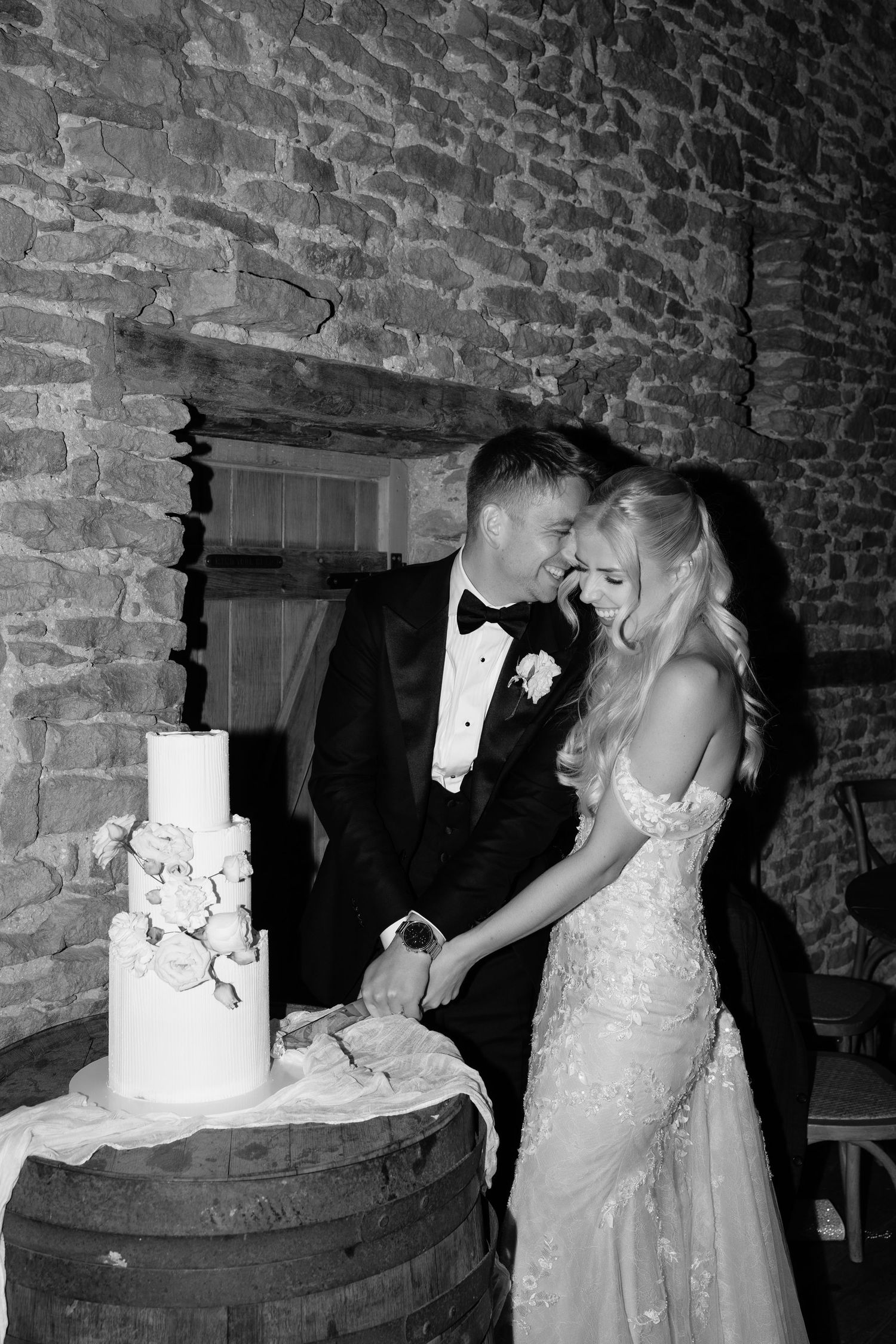 flash cake cutting image