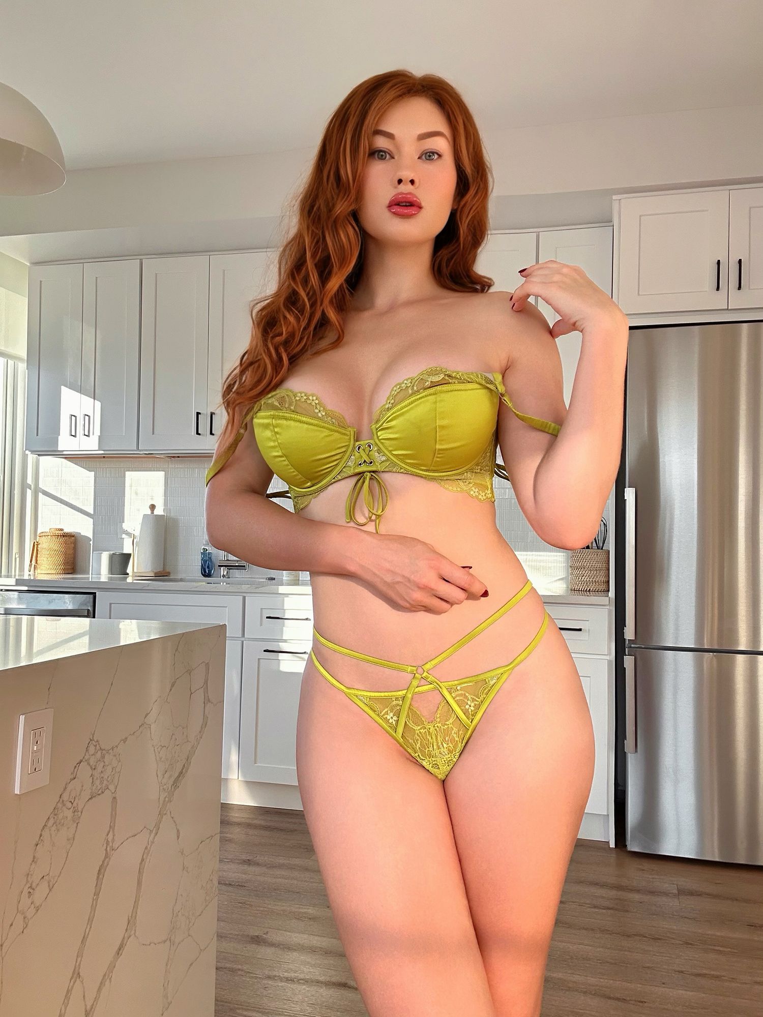 Liana Woodbury - redhead escort in New England