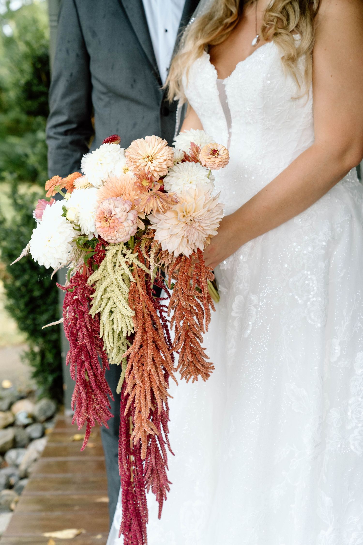 Close-up image of a bride's bouquet