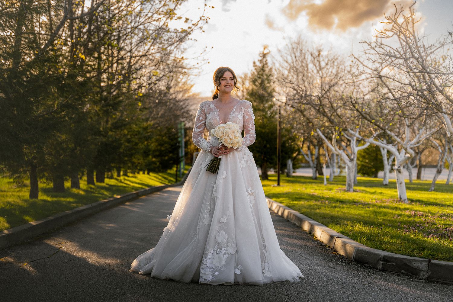 Braut in ihrem Hochzeitskleid