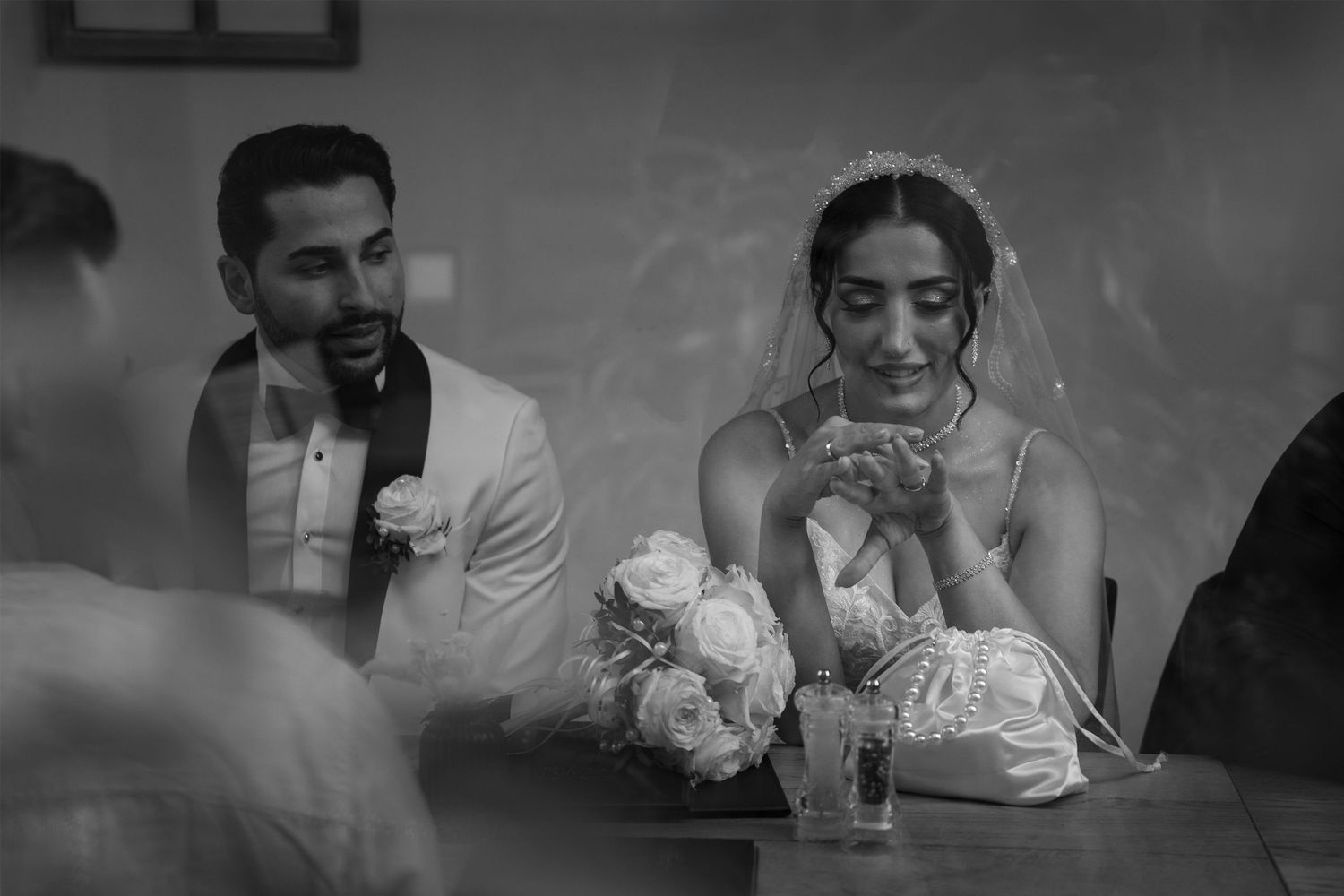 Glückliches Brautpaar am Hochzeitstag