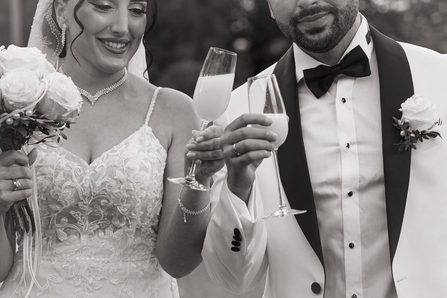 Glückliches Brautpaar am Hochzeitstag