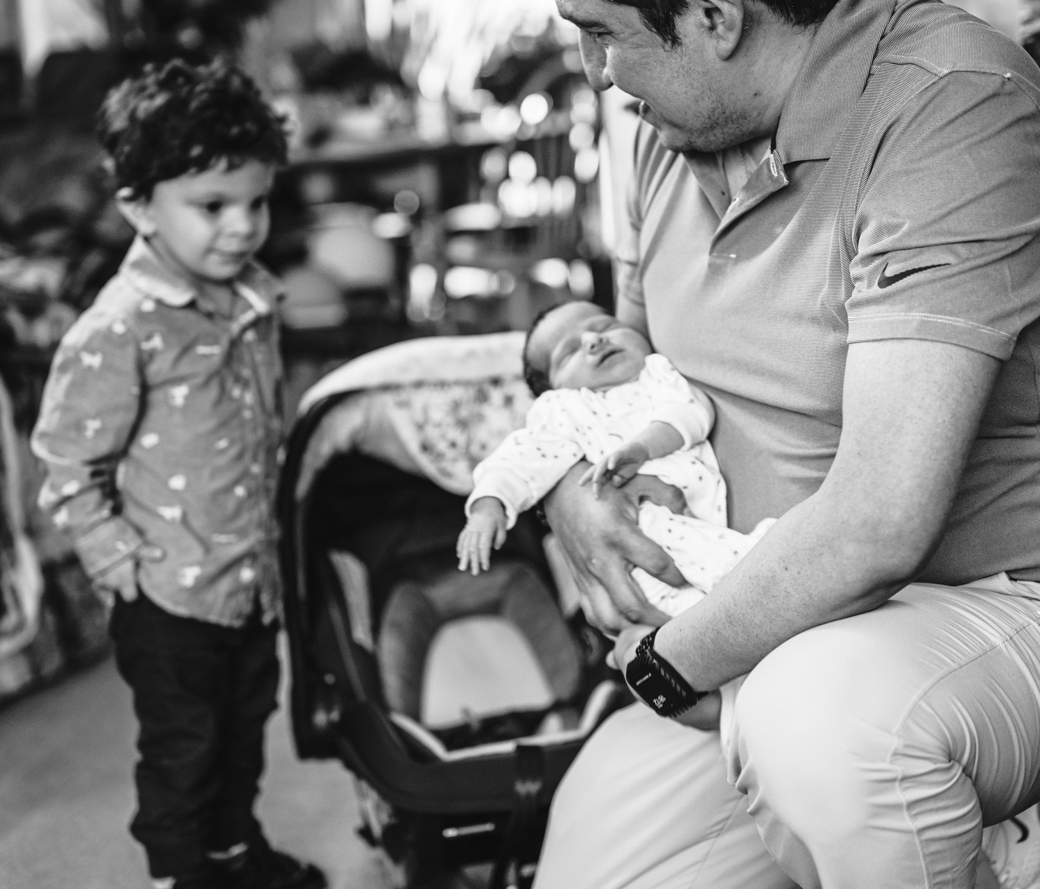 The Power of Family Photography: Documenting Sibling Bonds That Grow ...