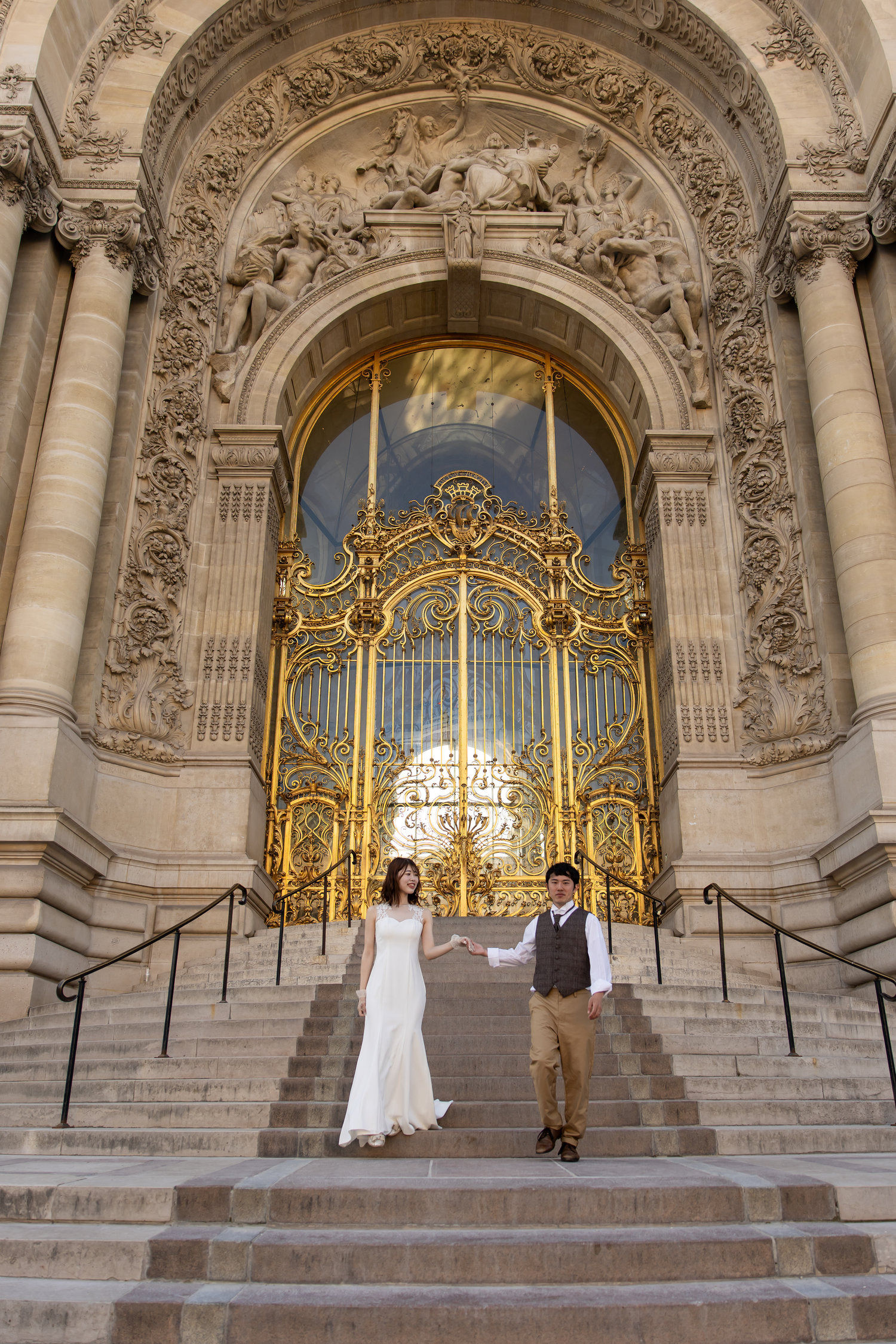 petit-palais-pont-alexandre-iii-photoshoot-in-paris-paris-photo-session