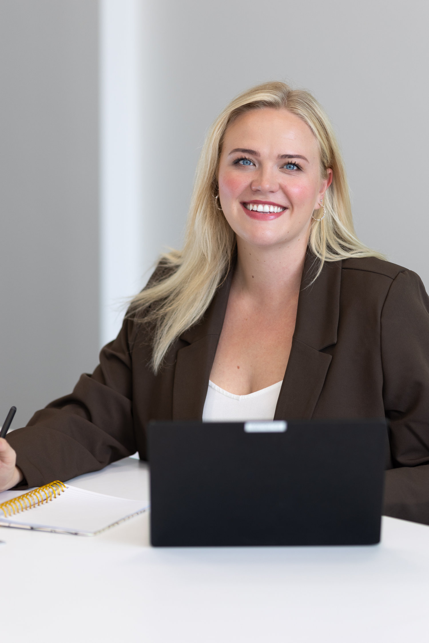 headshots-branding-caitee-smith-photography-wedding-photographer