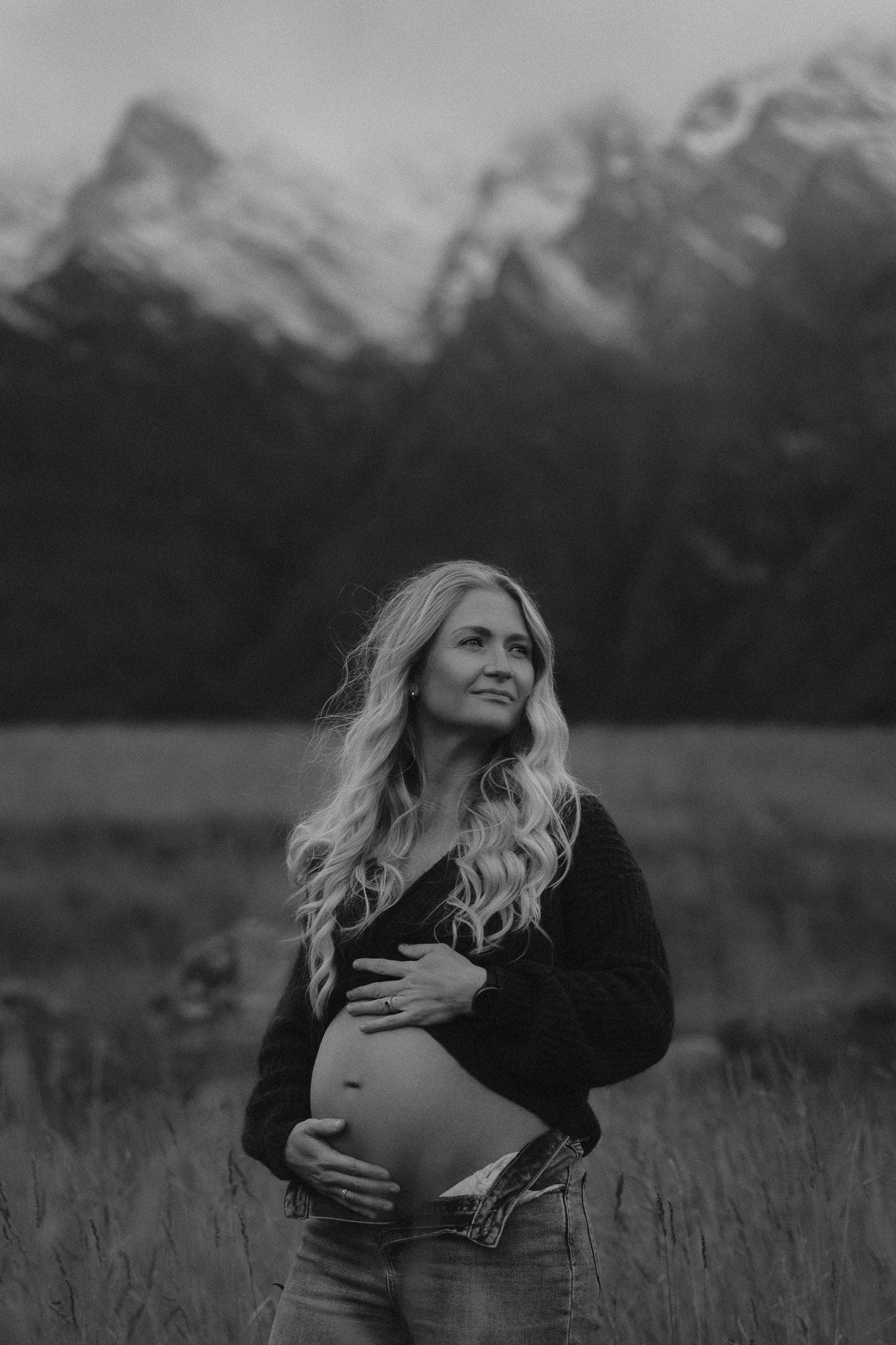 Capturing Maternity Magic in Queenstown - Claire Rivers Photography