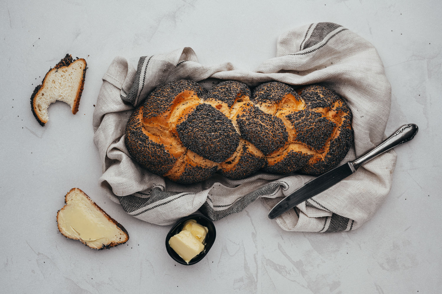Realistisches Knstliches Roggenbrot  Geflschtes Brot Fr Deko,  Fotografie & Home Party (1 Stck L) Requisiten Brot Dekoration