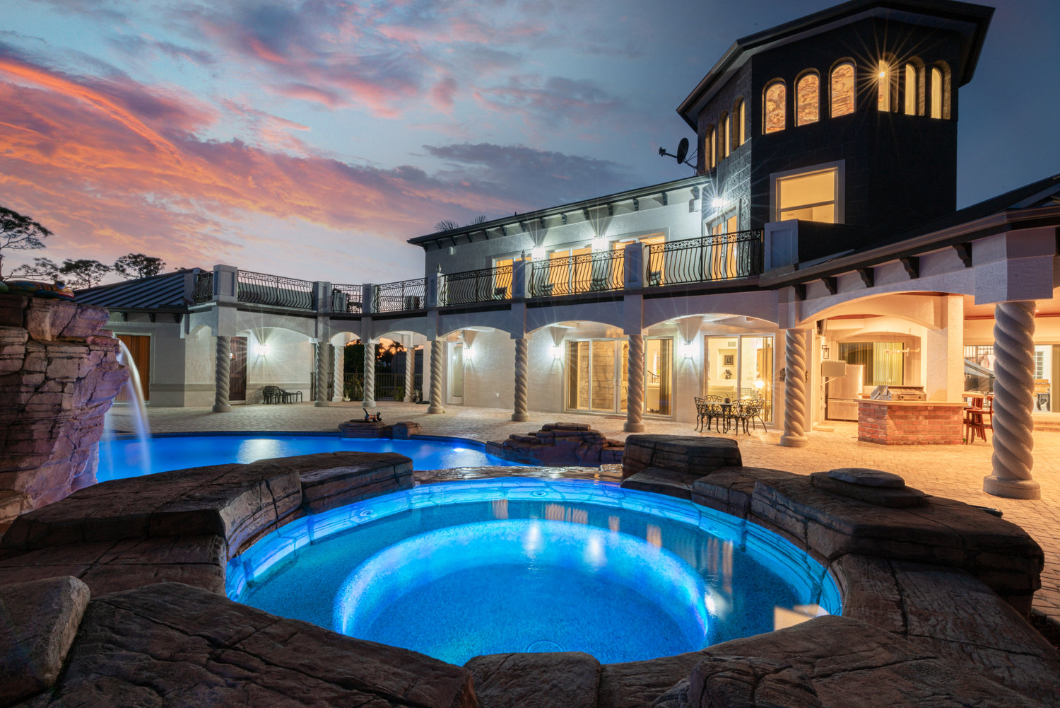 Real Estate Videography - Max Visual Media