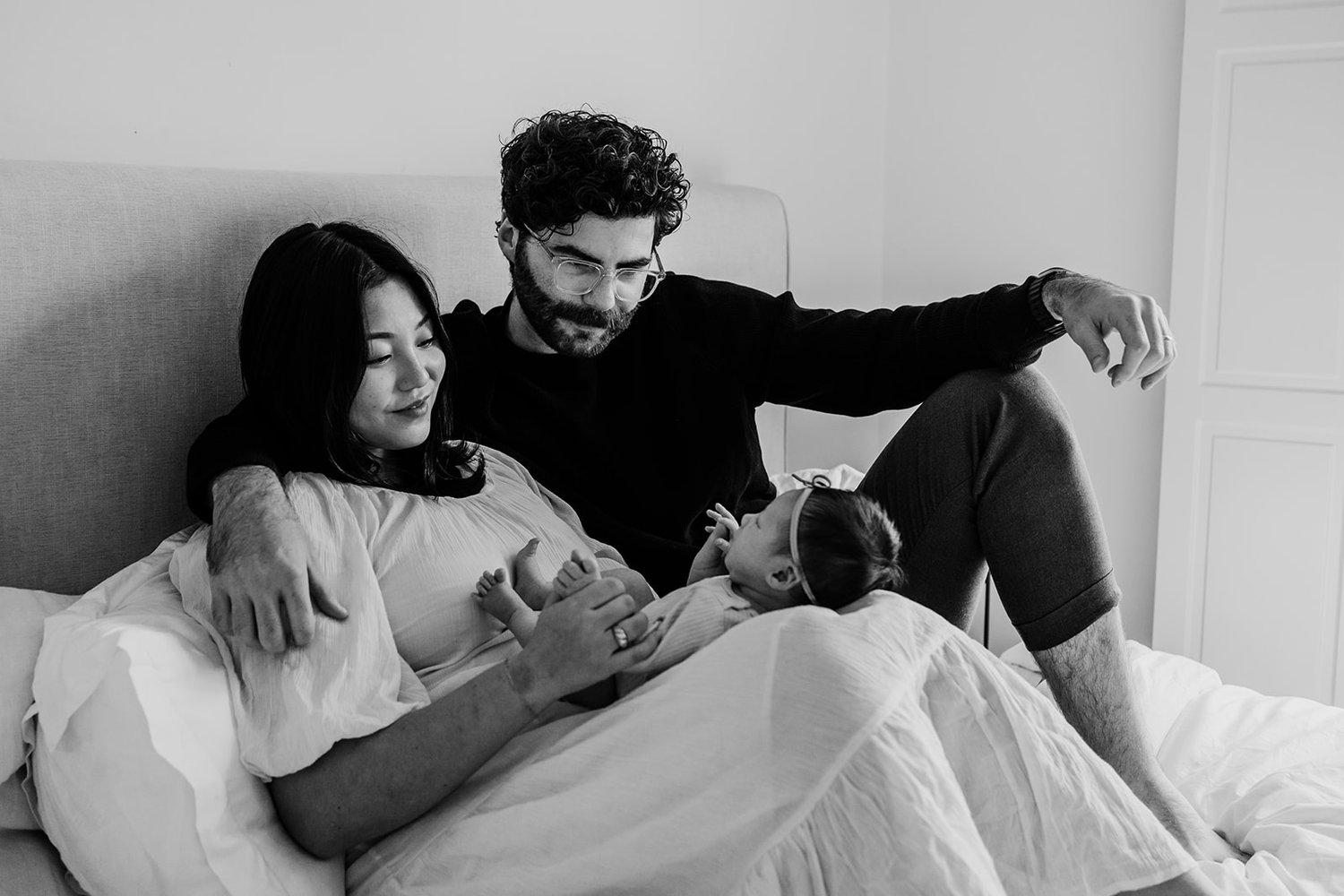 maternity-newborn-sessions-lisbon-family-photographer-little-wild