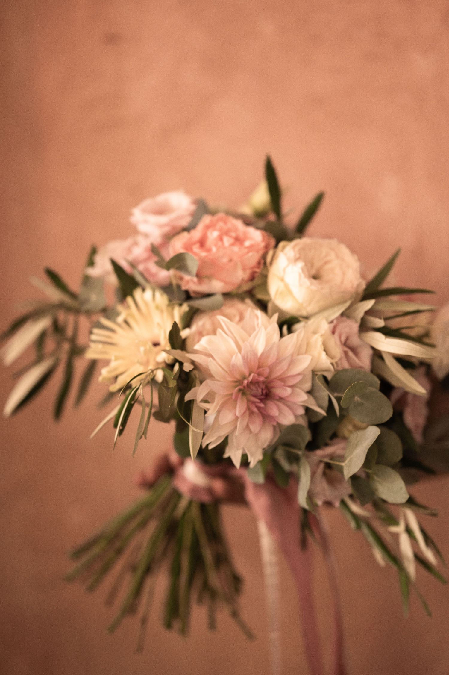 Bouquet de mariée fleurs de saison Toulouse