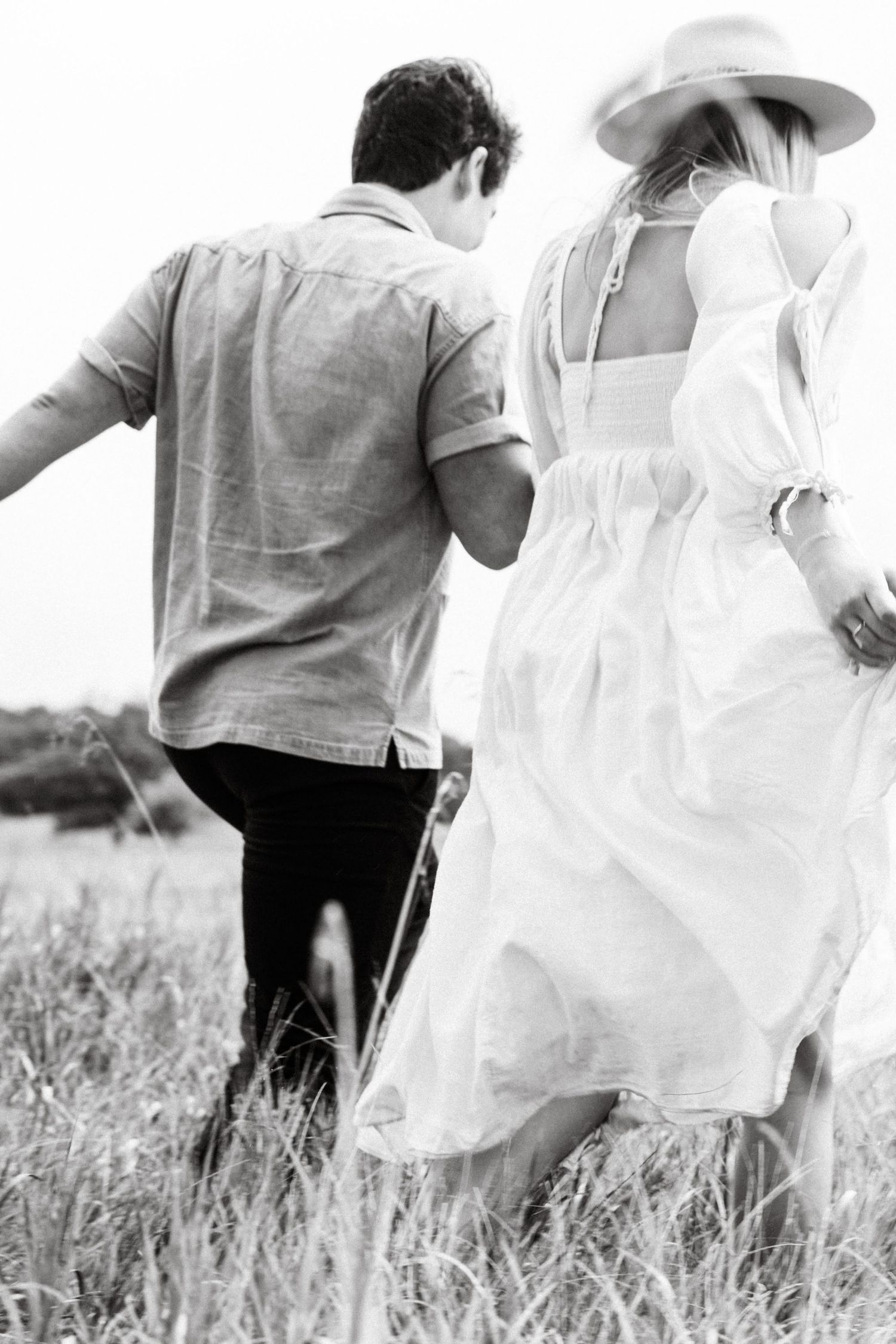 Meg Huenink Photography Milwaukee Wisconsin Wedding Photographer Engagement Photos meghuenink.com, Couples, Engagement P