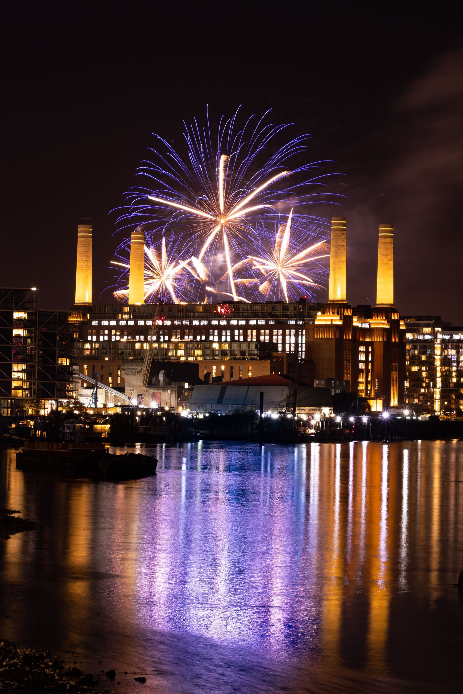 Battersea Power Station fireworks display, Bonfire night by Kush Rattan Photography