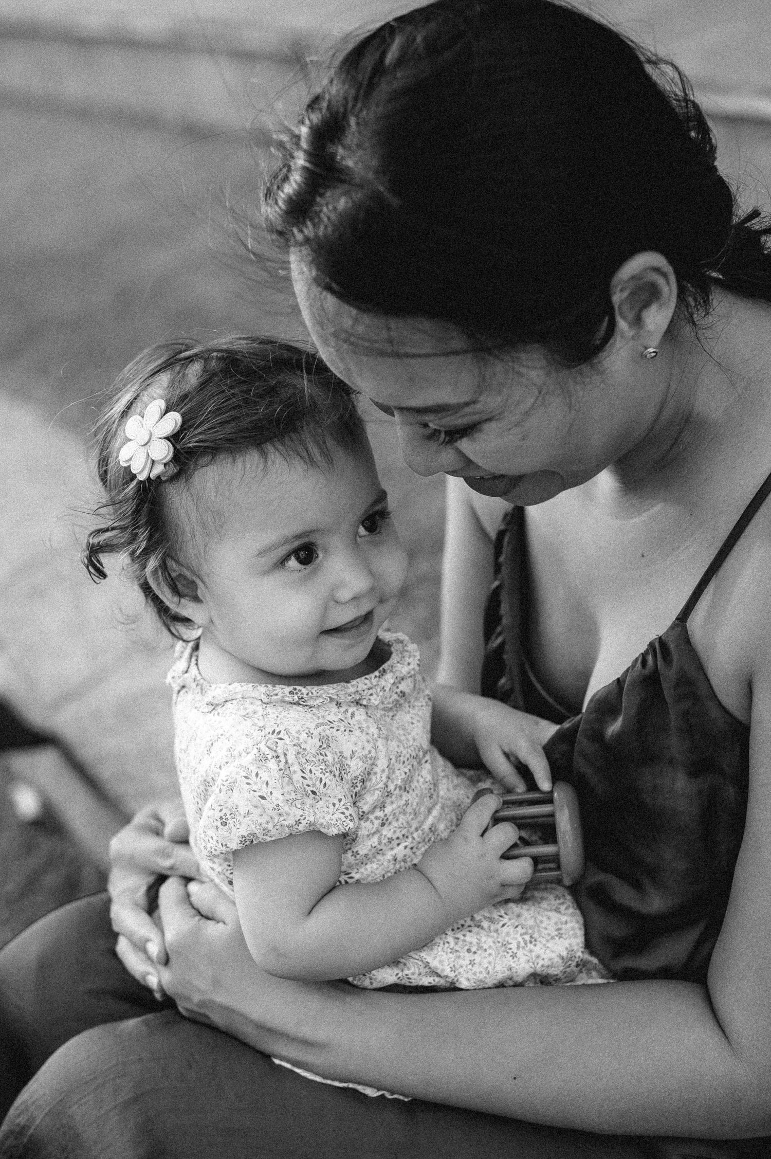 Candid photoshoot for family by Anastasia Sokyrka | Portrait photographer based in Saigon, Vietnam