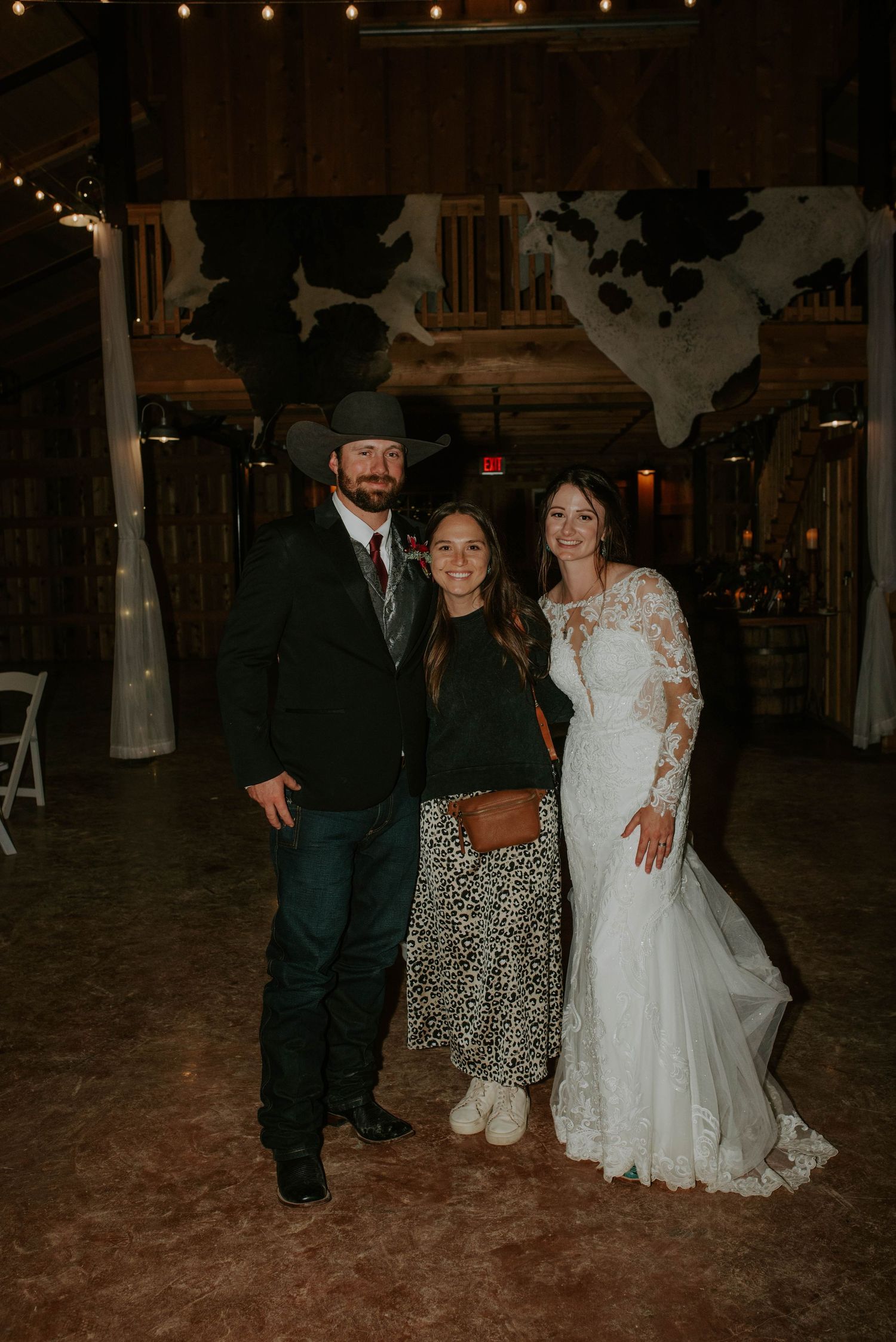 Lubbock-Wedding-Photographer-Western-Wedding-TX-Texas-Engagement-Cowboy-DFW-FTWorth-Amarillo-Abilene-Weatherford-Mineral