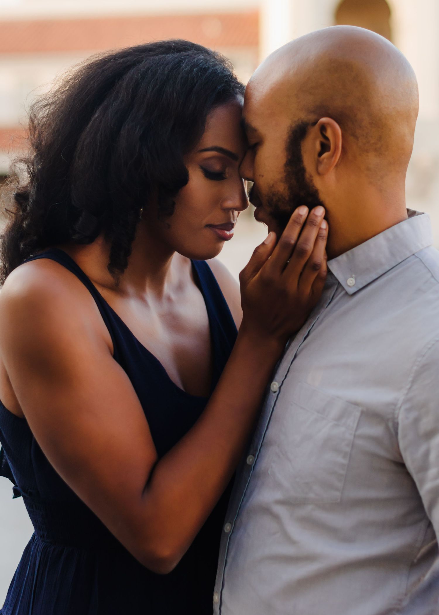 Capture the excitement of your engagement with our professional engagement photography services in San Fernando Valley. 