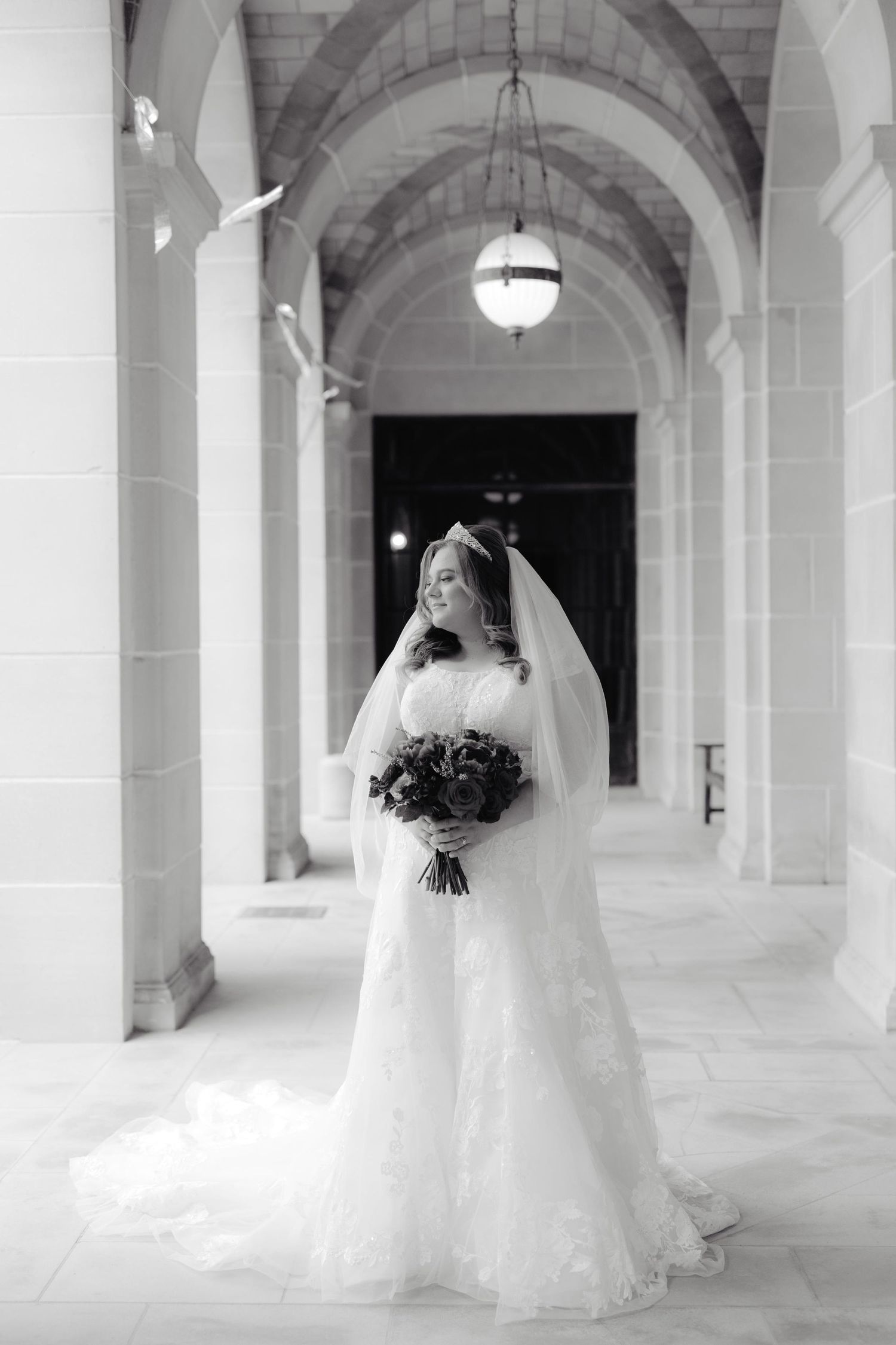 nebraska state capitol, wedding at the nebraska state capitol, nebraska state capitol photos, wedding photos lincoln ne,