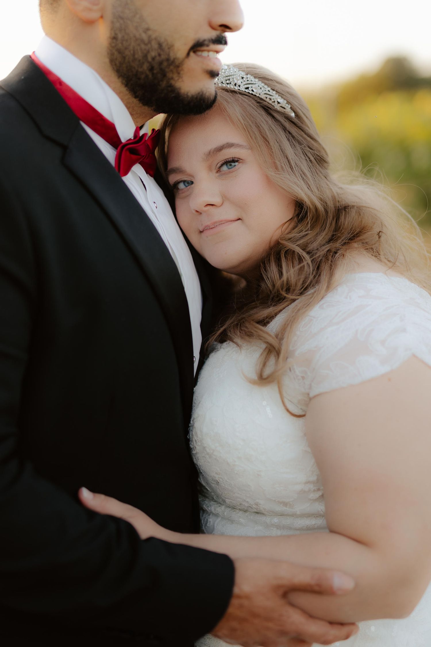 capitol view winery, vineyard nebraska, vineyard wedding photos, vineyard wedding, nebraska winery, nebraska vineyard, l
