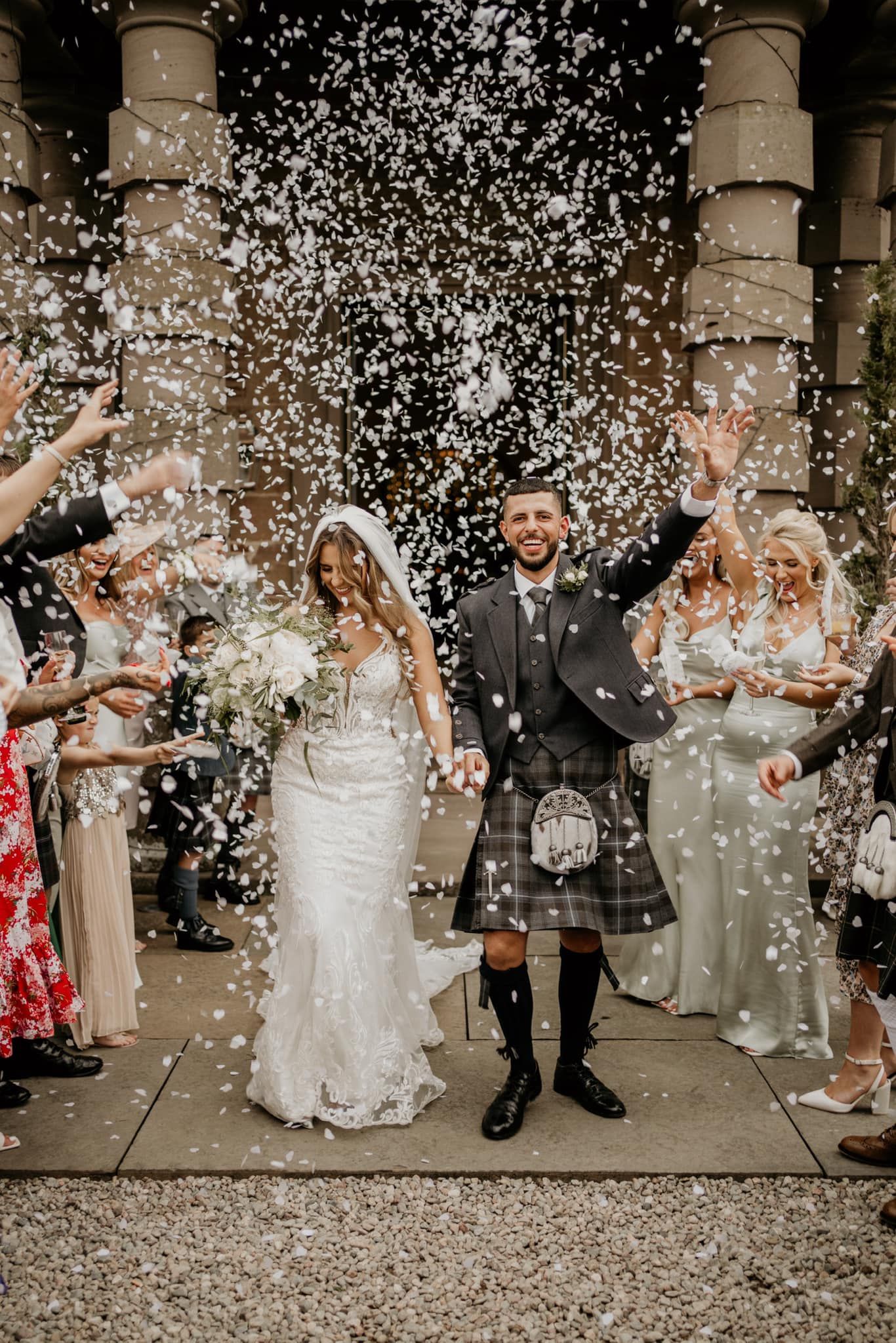 Aberdeen Photographer - Weddings & Newborns