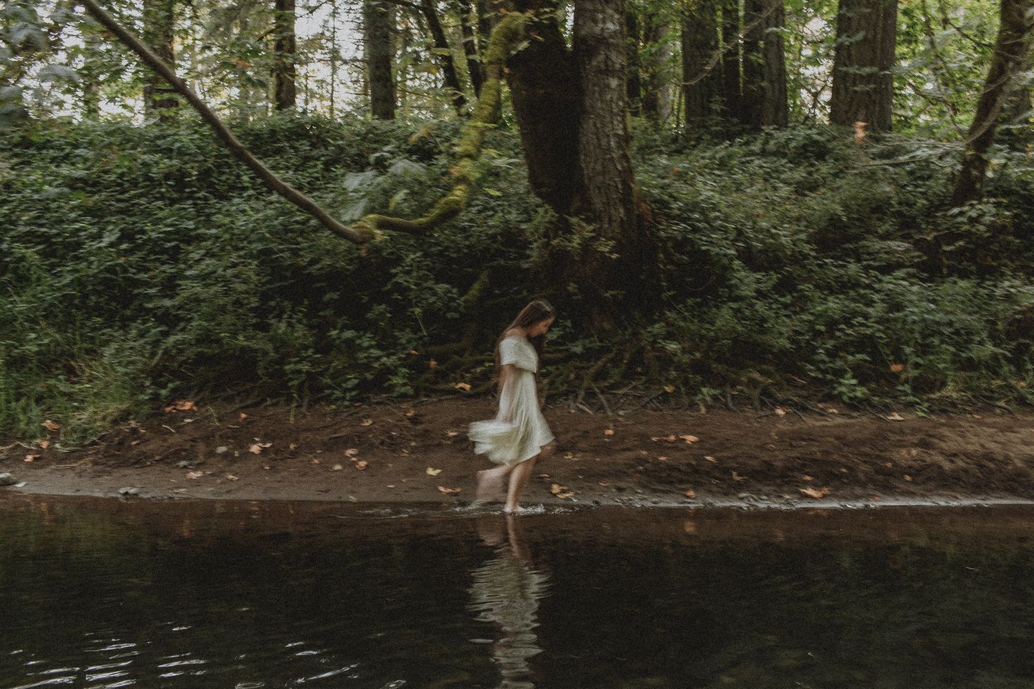 salem oregon senior pictures, Beaverton senior photographers, Senior portraits Portland Oregon,