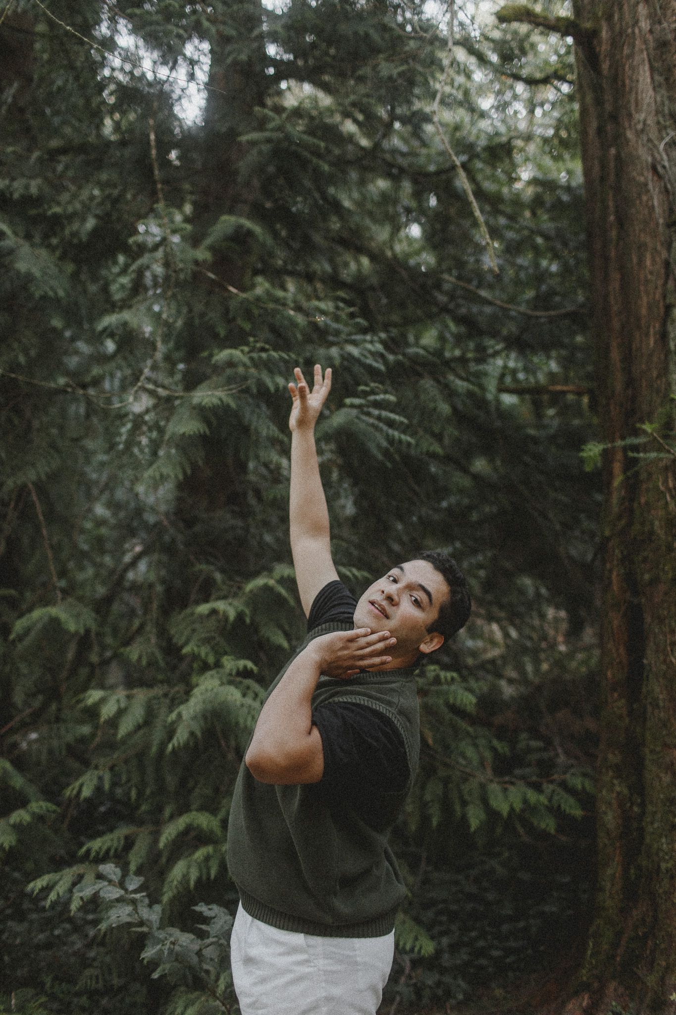 salem oregon senior pictures, Beaverton senior photographers, Senior portraits Portland Oregon,