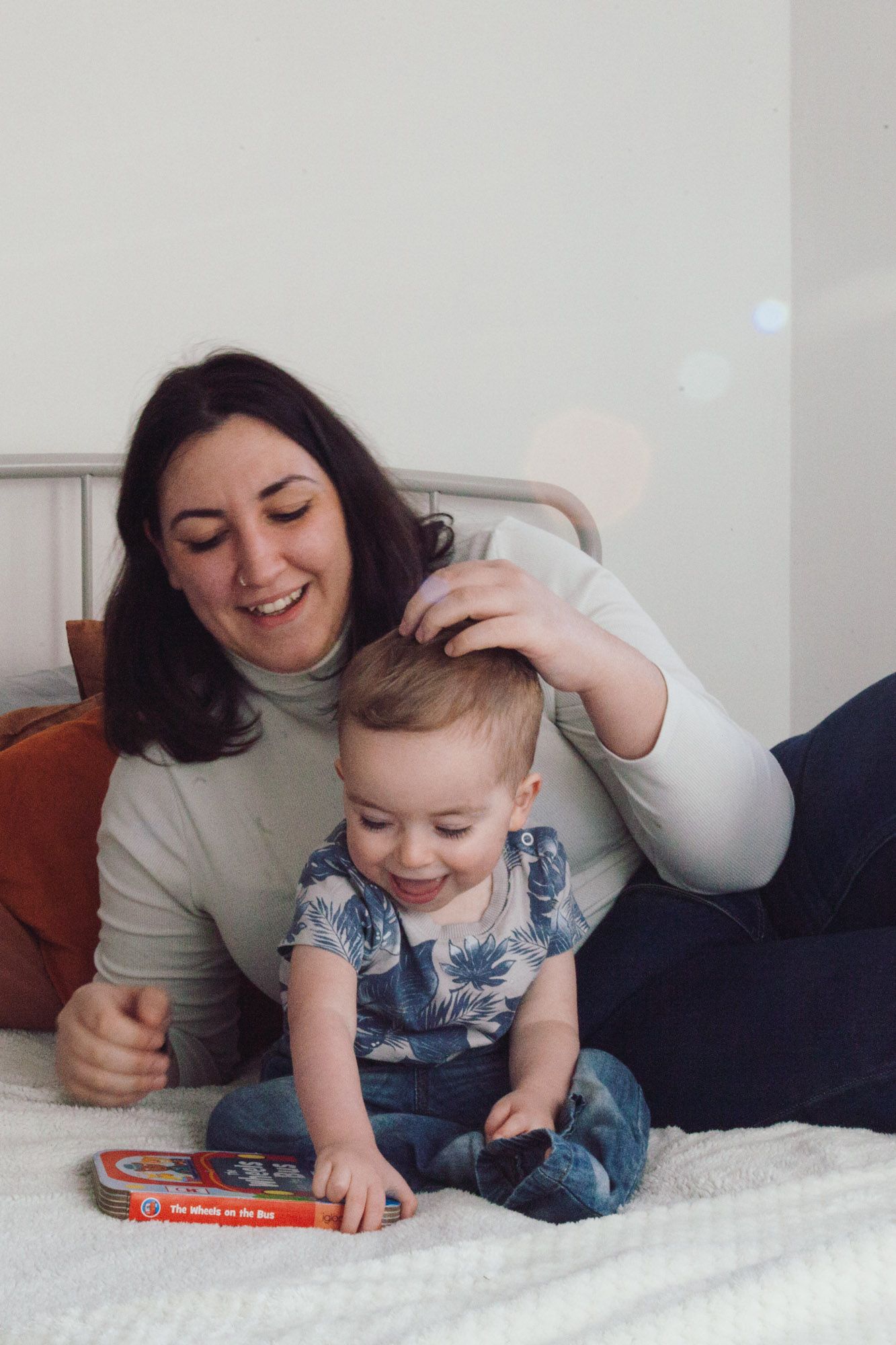 Capturing authentic moments with Hampshire's candid and journalistic wedding photographer, Maria Photography.