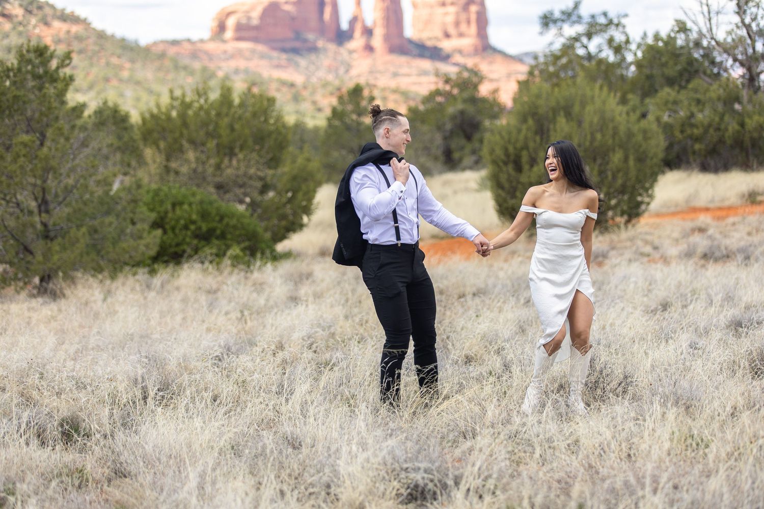 Wedding couple Sedona Arizona, Wedding Blog