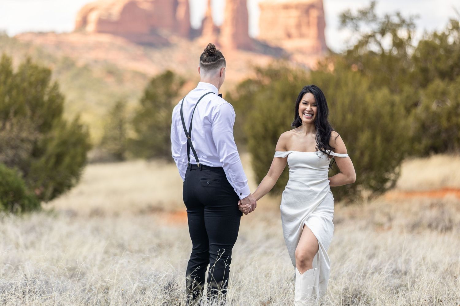 Wedding couple Sedona Arizona, Wedding Blog