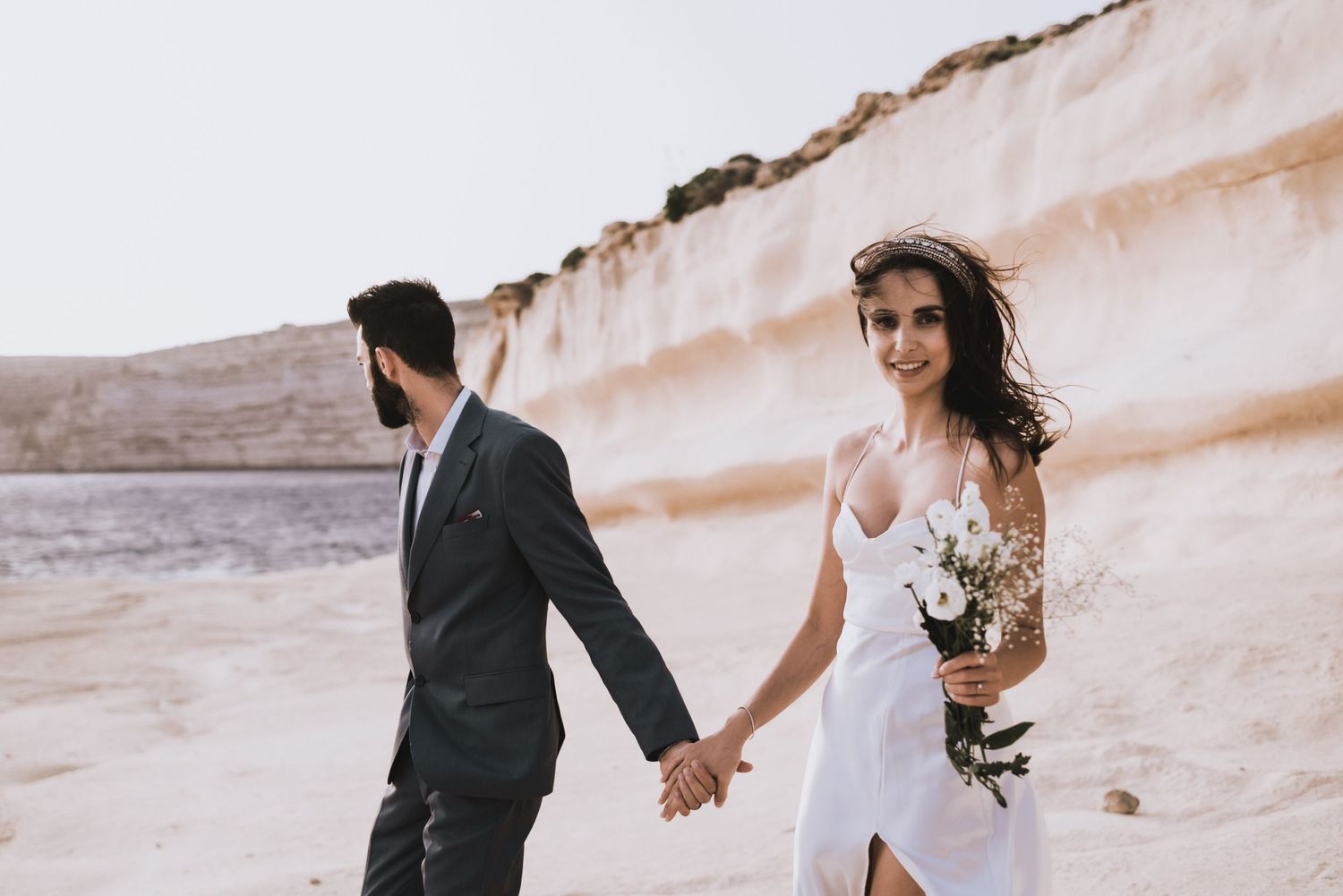 bride groom cliffs gozo malta wedding photographer destination elopement fotograaf Italy Europe