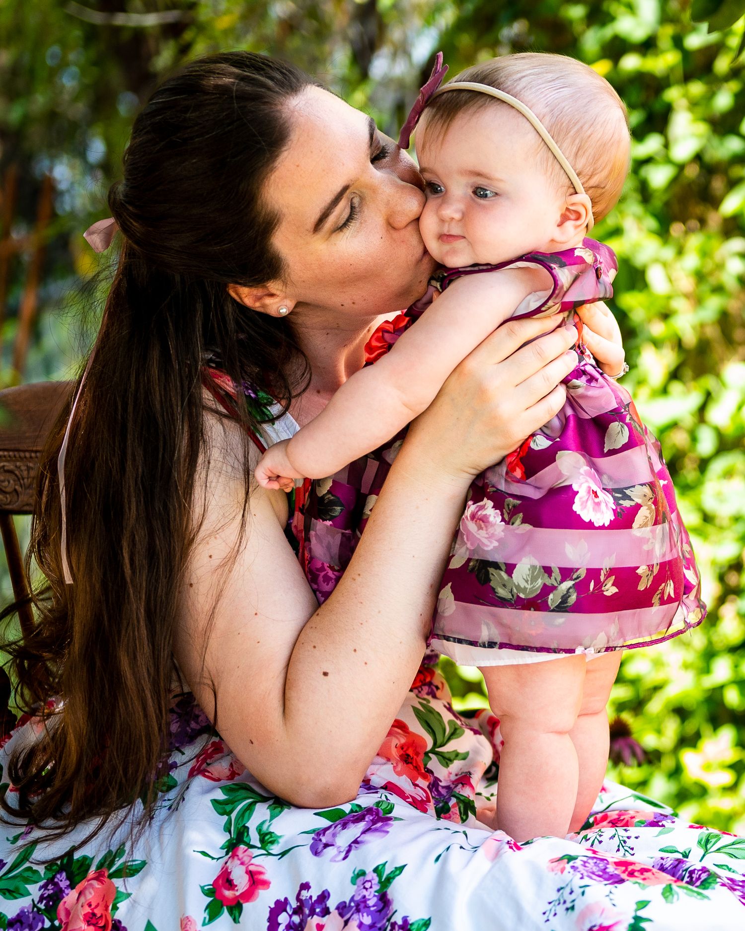Garden photos shoots are enchanting, my little backyard studio is a perfect backdrop.